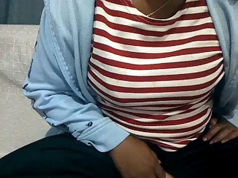 sexyladii Chat XXX live
