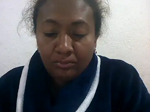 Chat +18 de sexyladii ao vivo