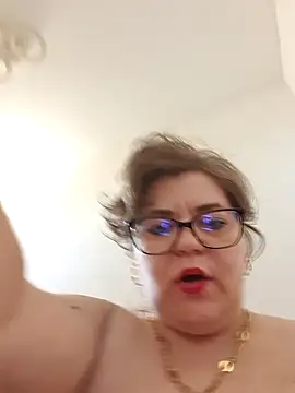 cindybbwsquirt's Webcam Show
