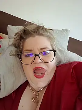 cindybbwsquirt's Webcam Show