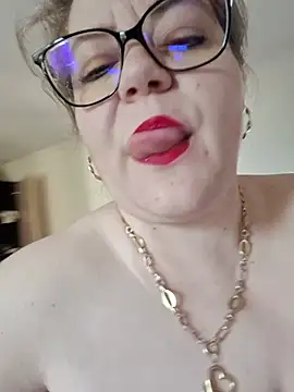 cindybbwsquirt's Live XXX Chat