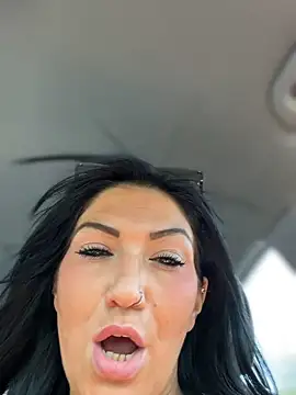 Chat XXX Live LittleMissEeve