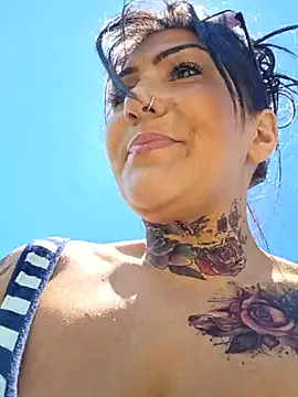 LittleMissEeve Show Webcam
