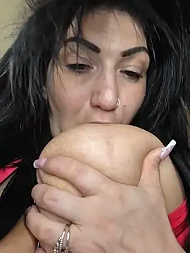 הופעת וובקאם של LittleMissEeve