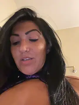 הופעת וובקאם של LittleMissEeve