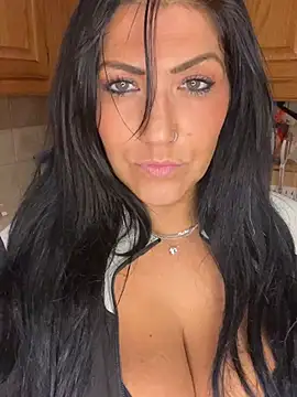 LittleMissEeve webcam show