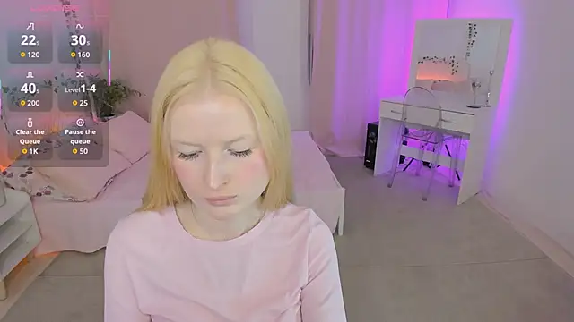 Laly_Peach: онлайн-секс-чат