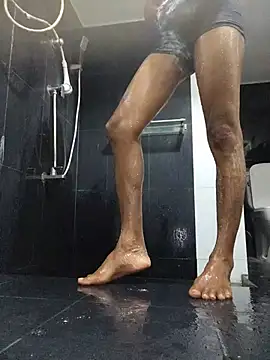 Show modela navodad na web-kameri