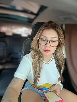 DIANITA_1988: απευθείας συνομιλία ΧΧΧ