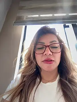 DIANITA_1988 Шоу с уебкамера