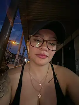 הופעת וובקאם של DIANITA_1988