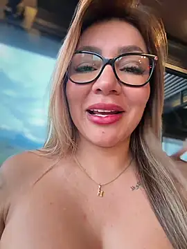 DIANITA_1988: απευθείας συνομιλία ΧΧΧ