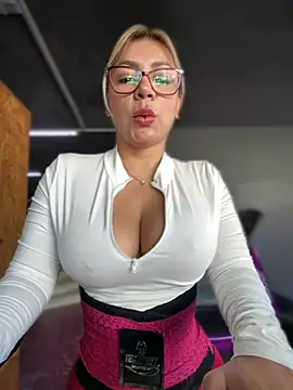 DIANITA_1988's Webcam Show