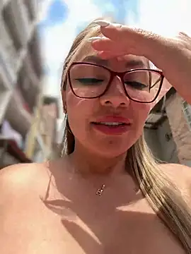 DIANITA_1988's Live XXX Chat