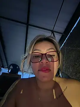 DIANITA_1988's Live XXX Chat