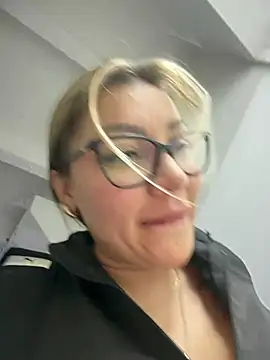 DIANITA_1988 Pertunjukan Webcam