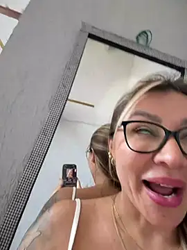 DIANITA_1988 – webcam-show