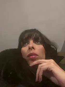 Sarah-safada – live chatrum