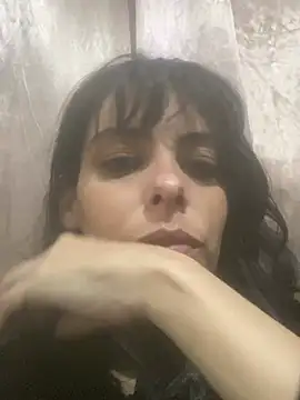 חדר צ'אט בשידור חי של Sarah-safada
