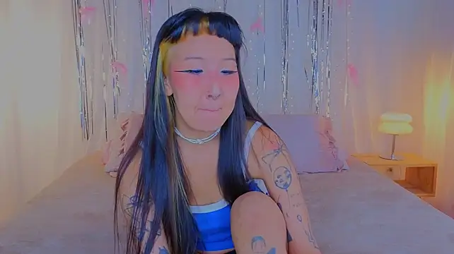 a11yson Шоу с уебкамера