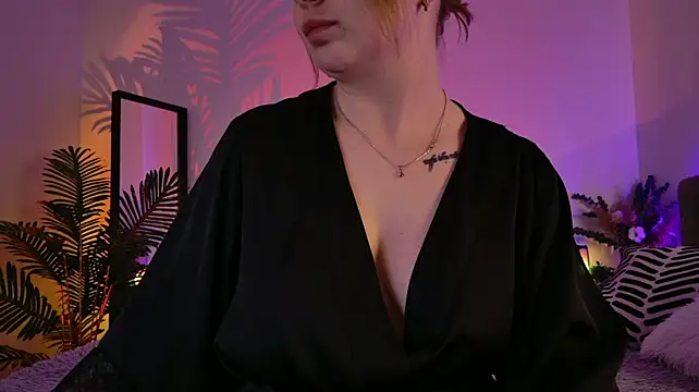Pokazy przed kamerką – Gwen_Hilton