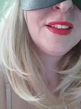 Milfporcona live XXX chat