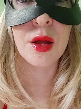 Milfporcona's Live XXX Chat