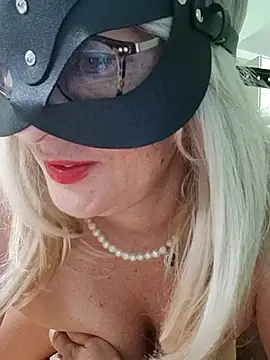 Milfporcona's Webcam Show