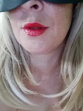 Milfporcona Webcam show