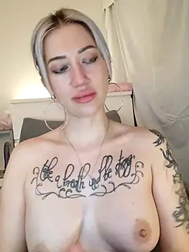 Gina-Lumara Webcam-Show