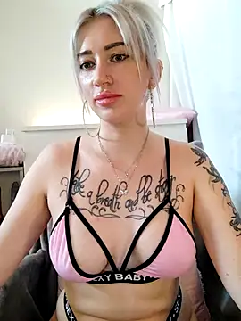 Gina-Lumara – Live XXX-chat