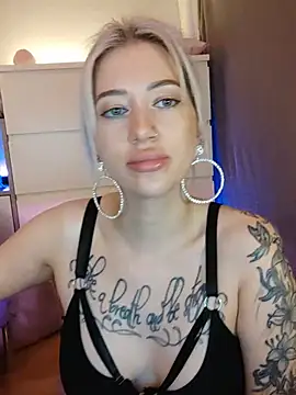 Gina-Lumara Webcam-Show