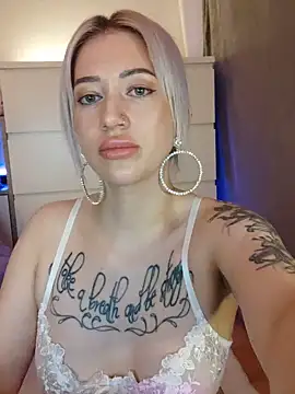Gina-Lumara's Webcam Show