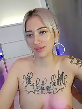 Gina-Lumara Webcam-Show