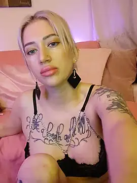 Gina-Lumara: вебкам-шоу