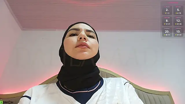 dalilasaadi_'s Webcam Show