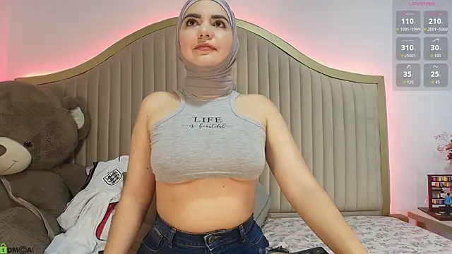 dalilasaadi_'s Webcam Show