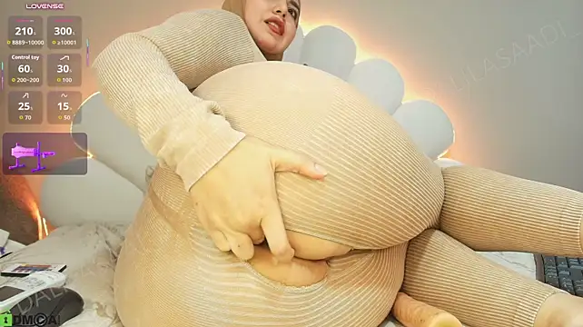 dalilasaadi_: вебкам-шоу
