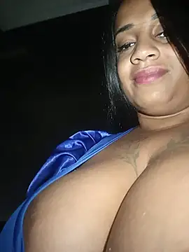 צ'אט XXX בשידור חי של AbellaLizz