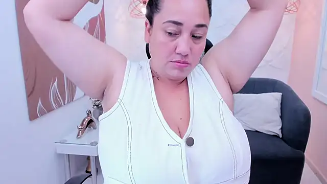 Sharon_titsn Live XXX chat