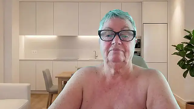Show Webcam de Mystery-Grandmother