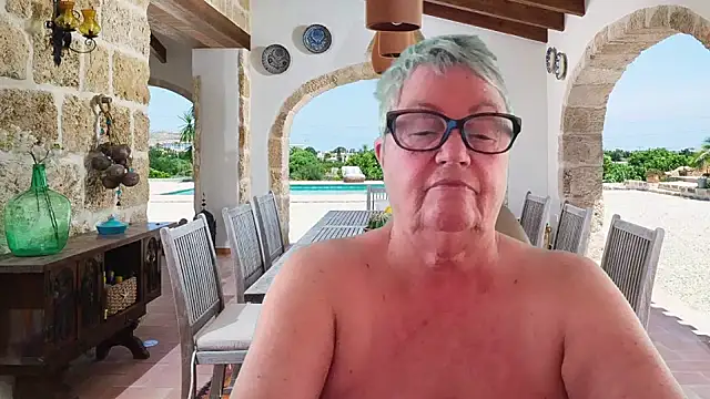 Webkamerová show Mystery-Grandmother