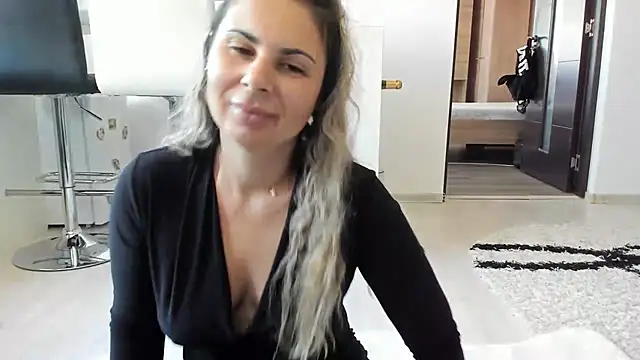 Webkamerová show sweetemy4u