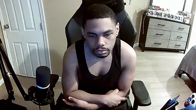 Neovergil0 Show in webcam