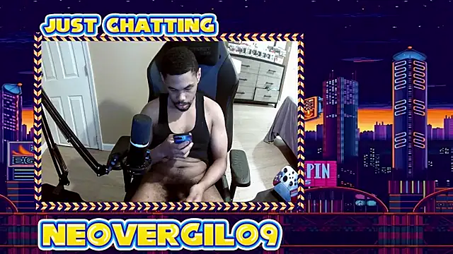Neovergil0 Adlı Modelin Web Kamerası Şovu