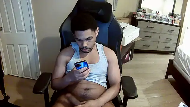 Neovergil0 Show in webcam
