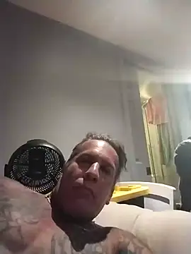 AceticPinscher Pertunjukan Webcam