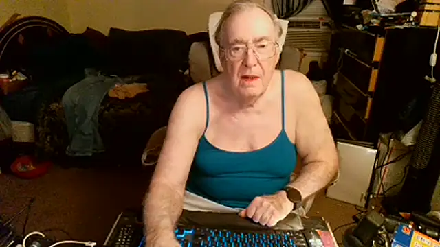Toastir's Webcam Show