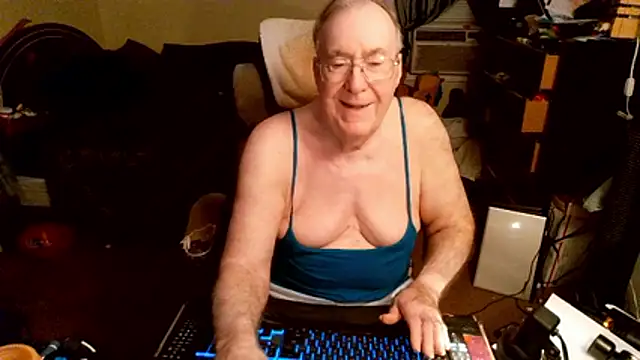 Toastir Webcam show