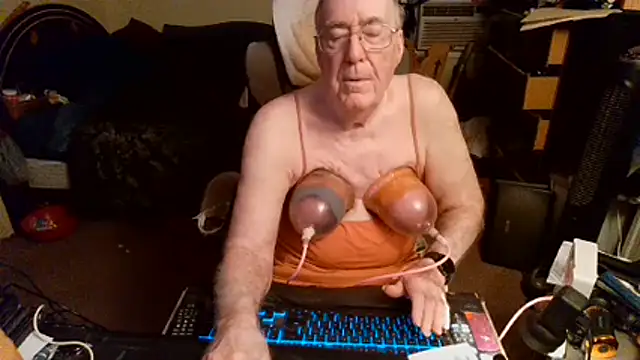 Toastir Webcamshow